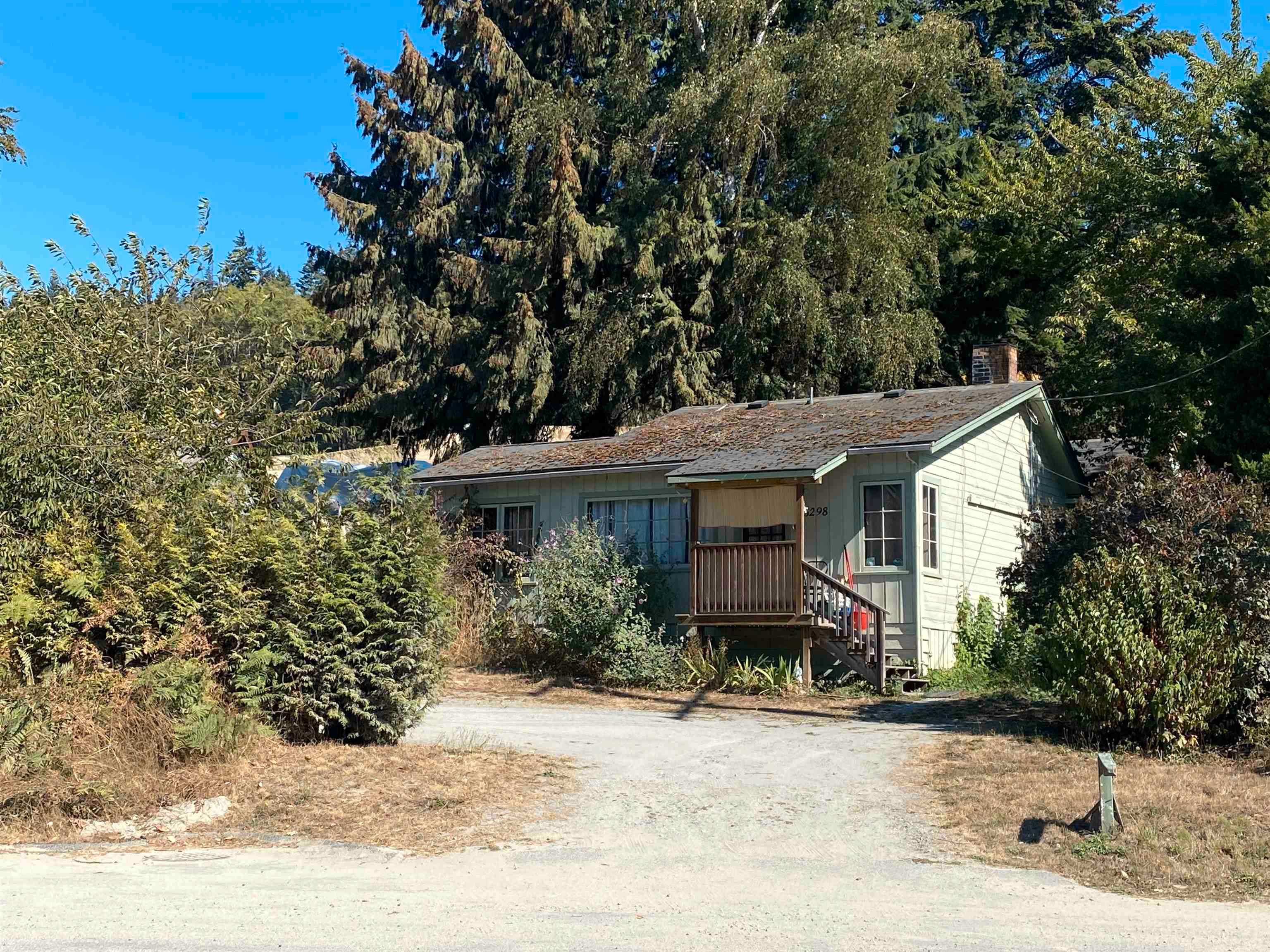 I have sold a property at 5298 SUNSHINE COAST HWY in Sechelt
